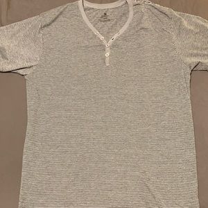 Cotton On TShirt
